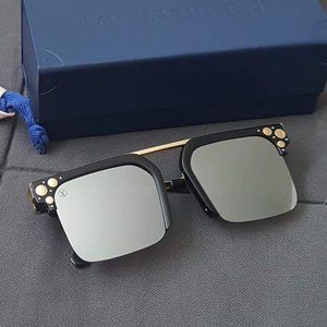 Authentic Louis Vuitton Mirrored Square Sunglasses